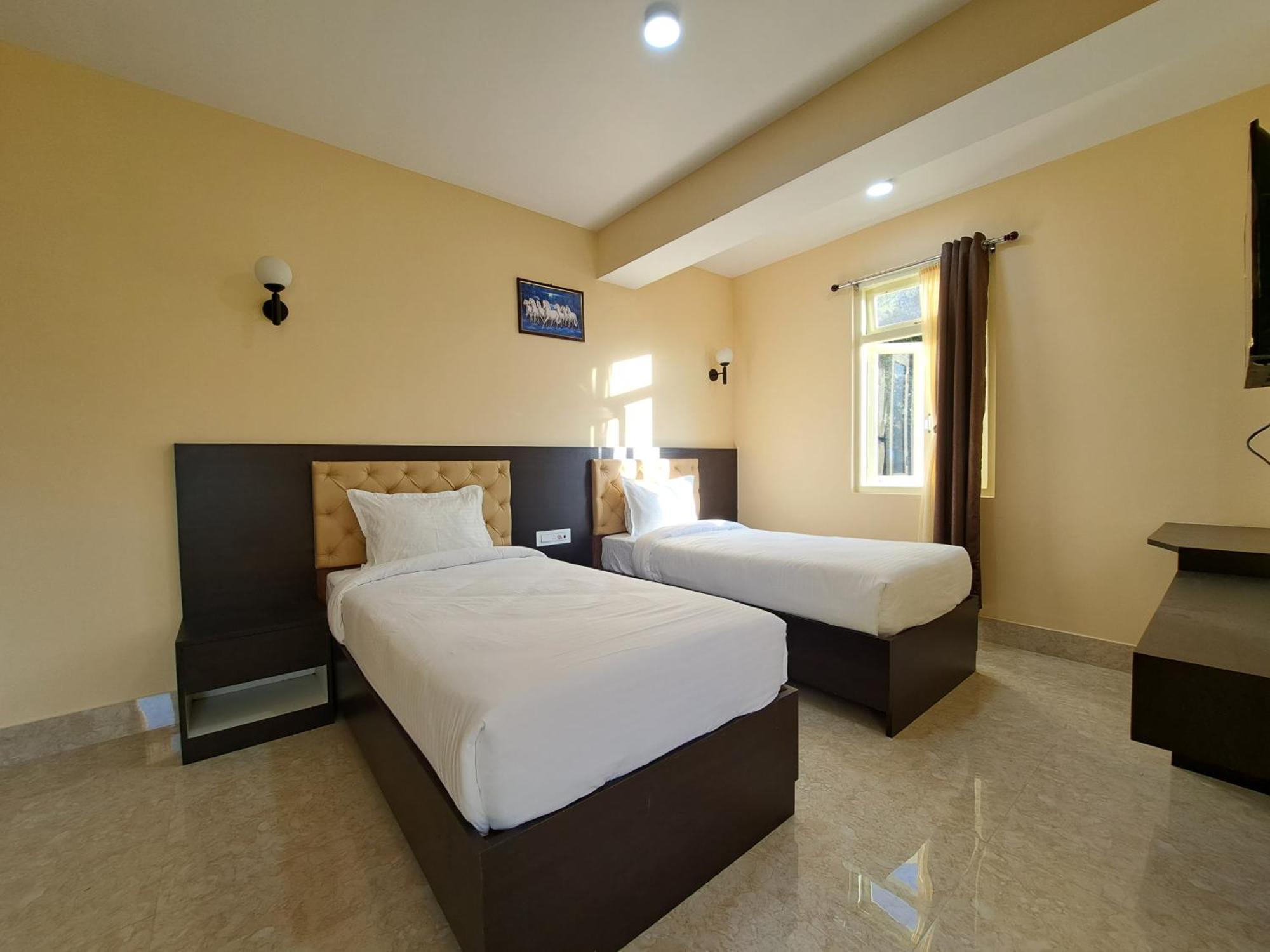 גנגטוק Snow White Retreat Hotel And Restaurant מראה חיצוני תמונה
